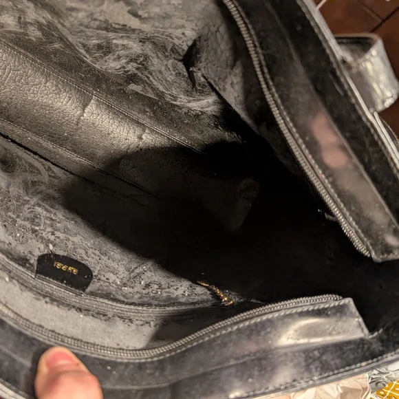 Gucci Vintage Black Leather Handbag Tote with Gold Accent. *Rehab* - Picture 5 of 10